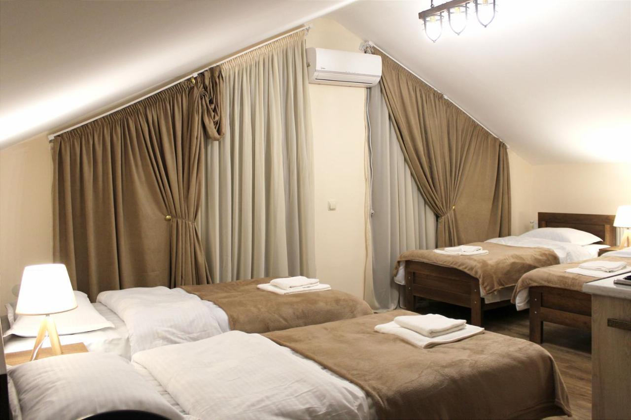 Nitsa Guest House Gori Exterior photo